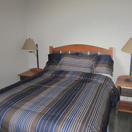 Saddle Mountain Lodge Blue River Esterno foto