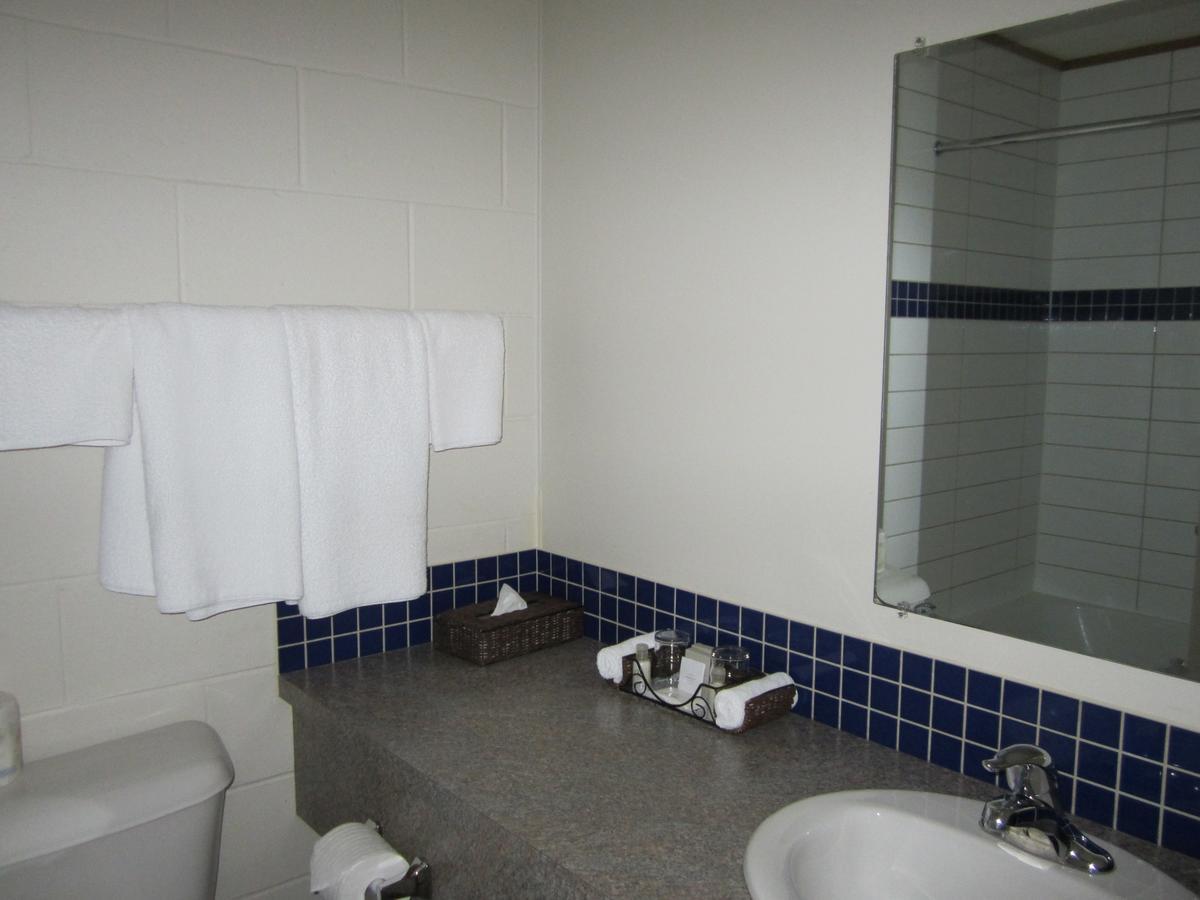 Saddle Mountain Lodge Blue River Esterno foto