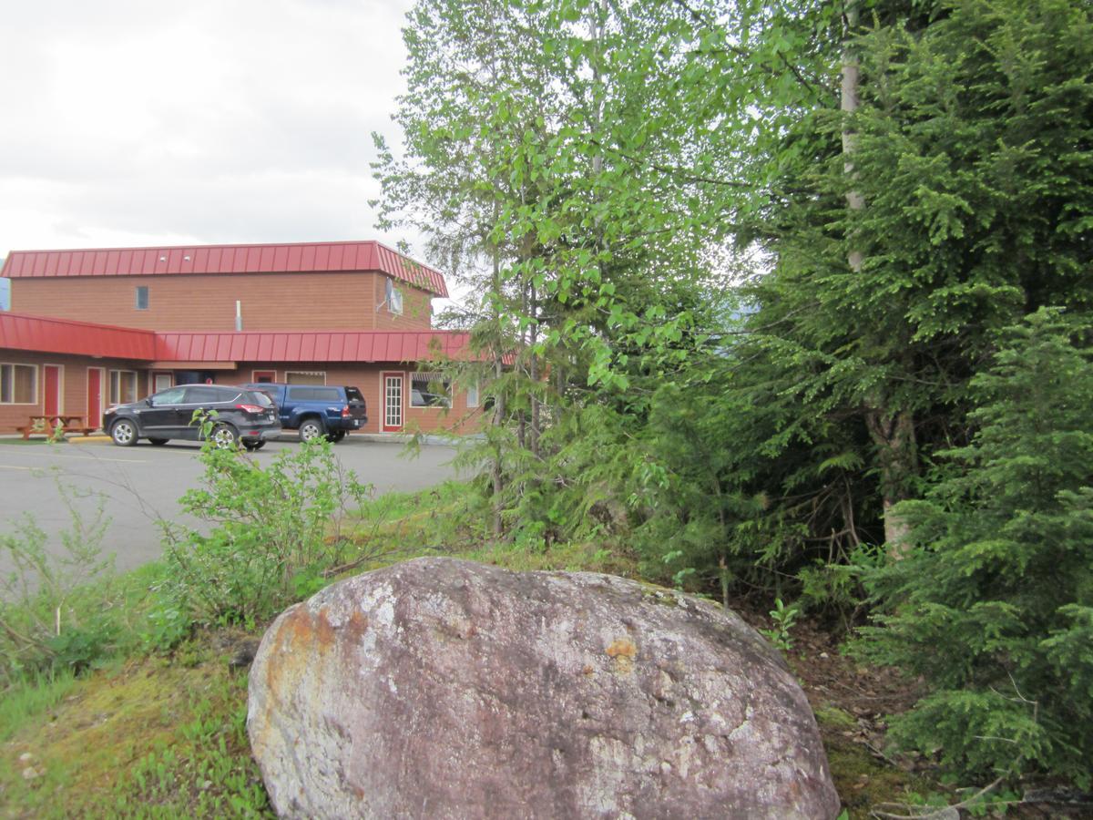 Saddle Mountain Lodge Blue River Esterno foto