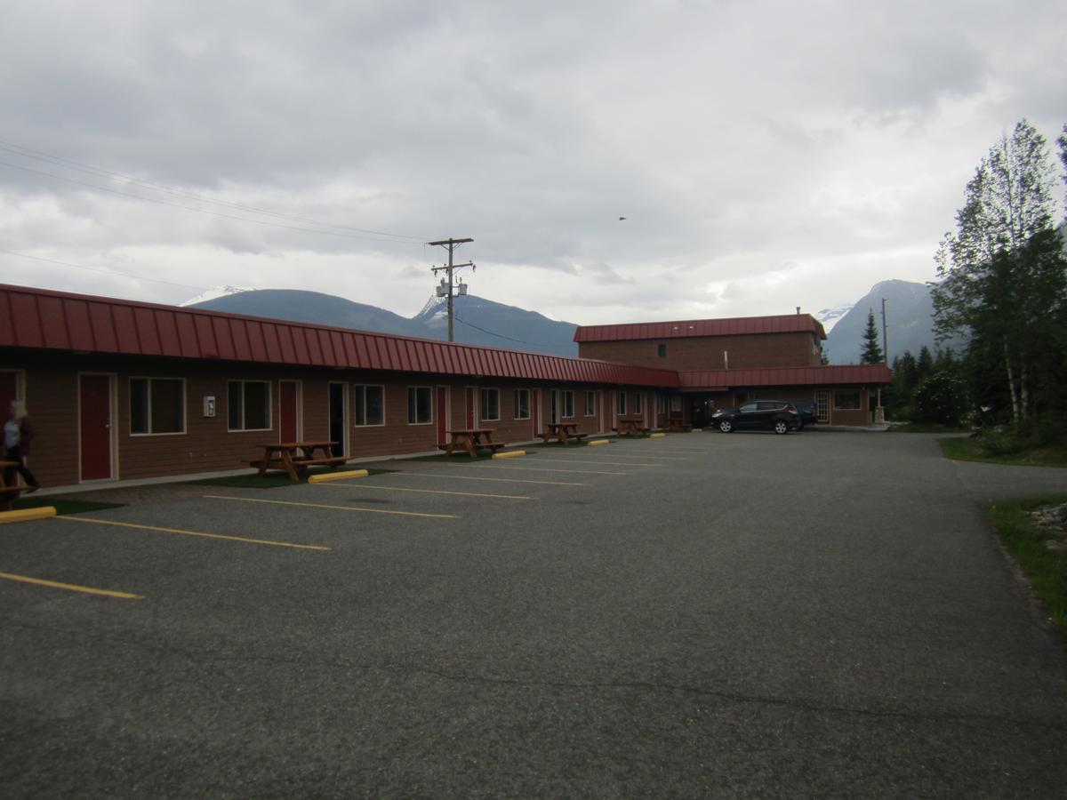 Saddle Mountain Lodge Blue River Esterno foto